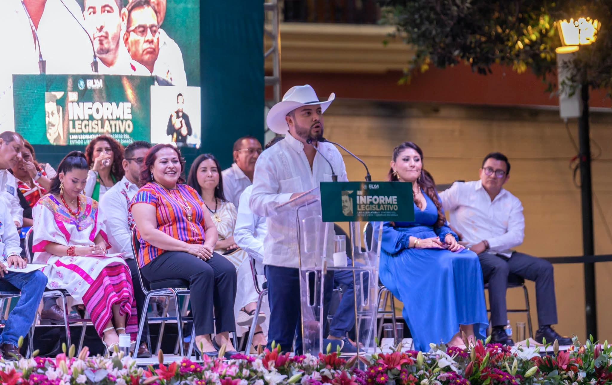 Nicolás Feria Romero con 61.2%, encabeza la aprobación legislativa de noviembre: liderazgo firme desde Putla y resultados que se reflejan en territorio.